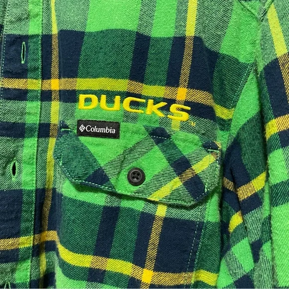 Columbia, University of Oregon Ducks plaid flannel shirt, black, green, yellow,M - Picture 5 of 8